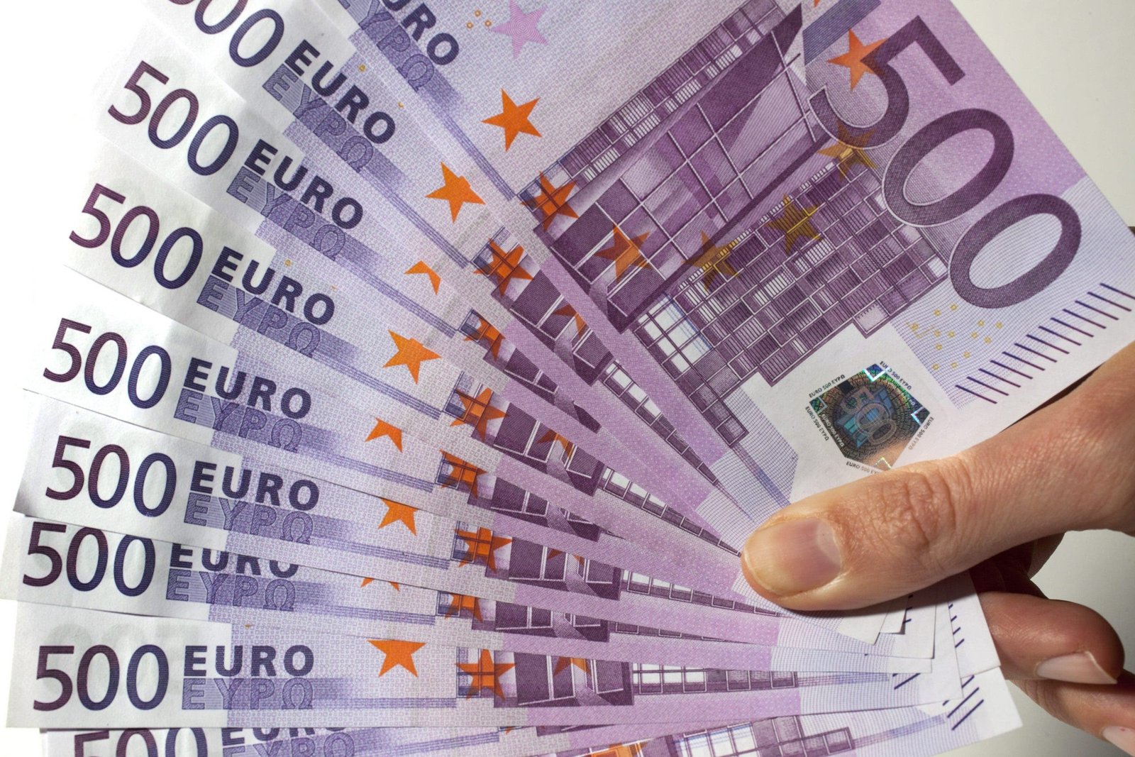 Unbelievable! Marbella, Spain Busts Operation Dealing in Flawless Fake Currency! - 500 euro note scaled 1 - Marbella News Crime -