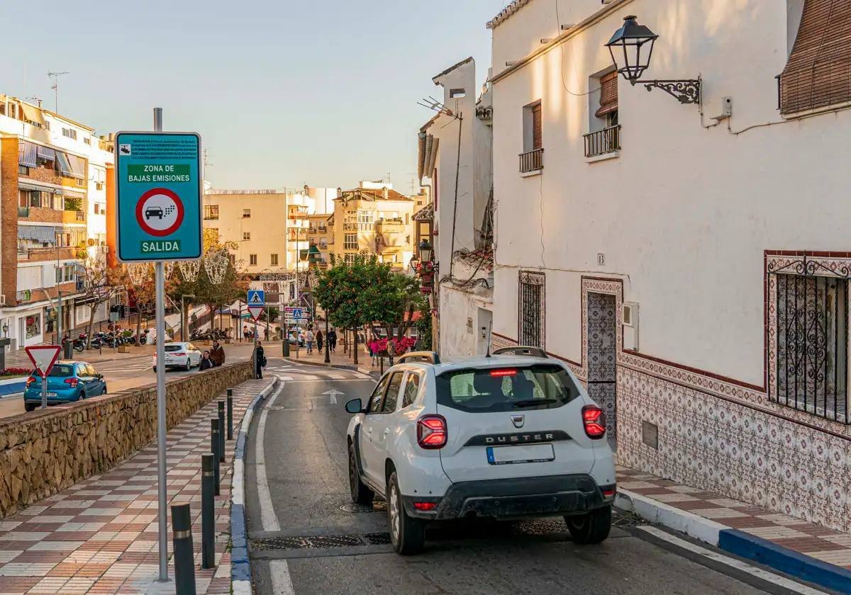 Marbella and San Pedro Usher in a Greener Future with Brand-New Low Emission Zone Signs! - MarbsEmissions U37204847157GDp - Environmental and Conservation Efforts - Low Emission Zone