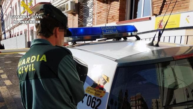 Breaking: Spain Shakes Up Drug World with Massive Money Laundering Sting, Five Nabbed in Malaga, Cadiz - guardia civil - Marbella News Crime -