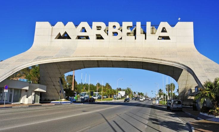 Marbella Aims for Guinness World Record with Spectacular Tuna Cutting Event! - marbella arch - Local Events and Festivities -