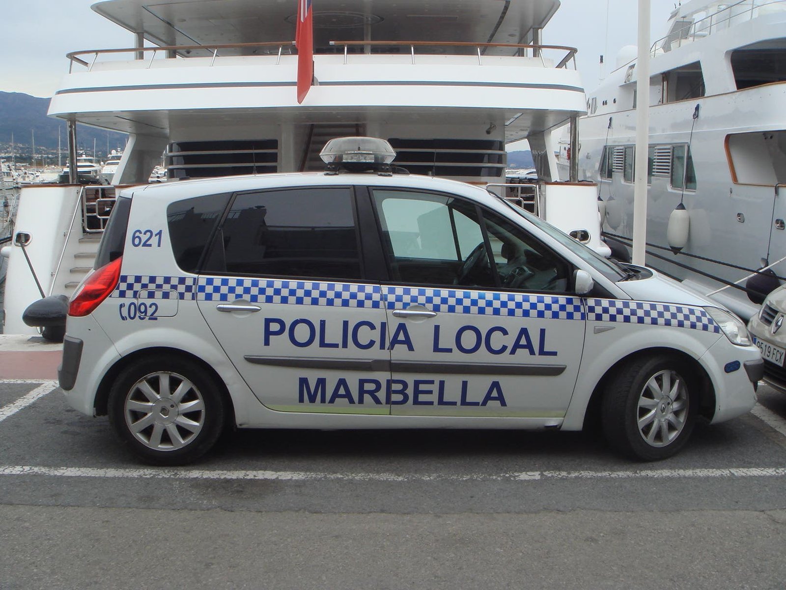 Tragic End: Man's Life Cut Short in High-Speed Chase, Marbella's A-7 Motorway Witnesses Hor - policia local marbella 1 - Marbella News Crime -