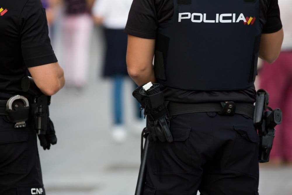 Elite Spanish Police Crackdown on Luxury Watch Theft Gang Terrorizing Marbella Tourists! - shutterstock 1527277583 2 - Marbella News Crime -