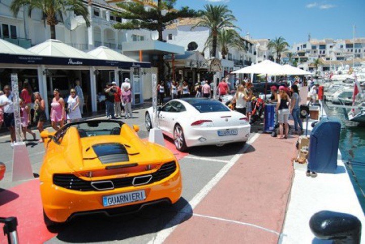 Luxury Shops in Puerto Banús Raked in Over 280 Million in 2023! Unbelievable Earnings Reve - mini1 1708386162 - Local Events and Festivities - Luxury Shops