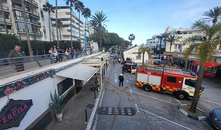 Firefighters Battle Blazing Inferno at Marbella Nightclub - You Won't Believe What Happened Next! - mini1 1709754490 e1709849782202 - 112 incident - Inferno at Marbella Nightclub