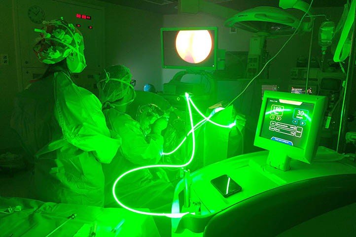 Breakthrough Laser Technology Unlocks Previously Impossible Surgeries: Discover the Future of Medicine! - mini1 1710234014 - Health and Safety -