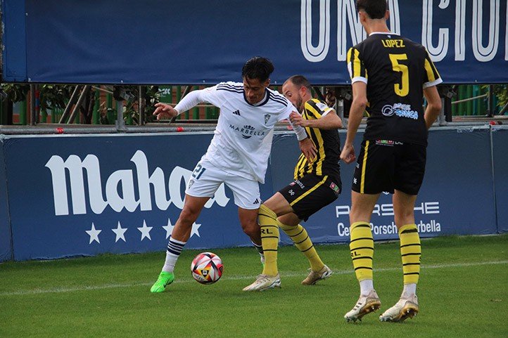 Marbella FC Triumphs in a Nail-Biting 2-1 Victory Against San Roque! - mini1 1711821943 - Local Events and Festivities - Marbella FC Triumphs