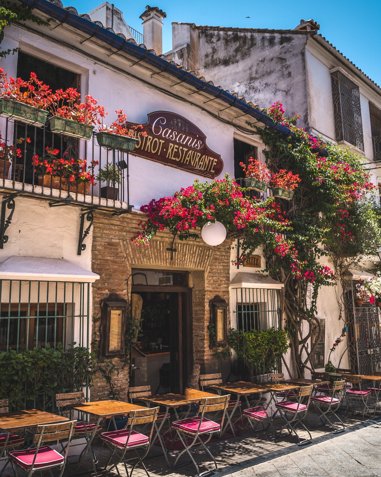 Top 12 Restaurants to Check Out in Marbella Old Town - old town 33 post scaled 1 - Tourism -