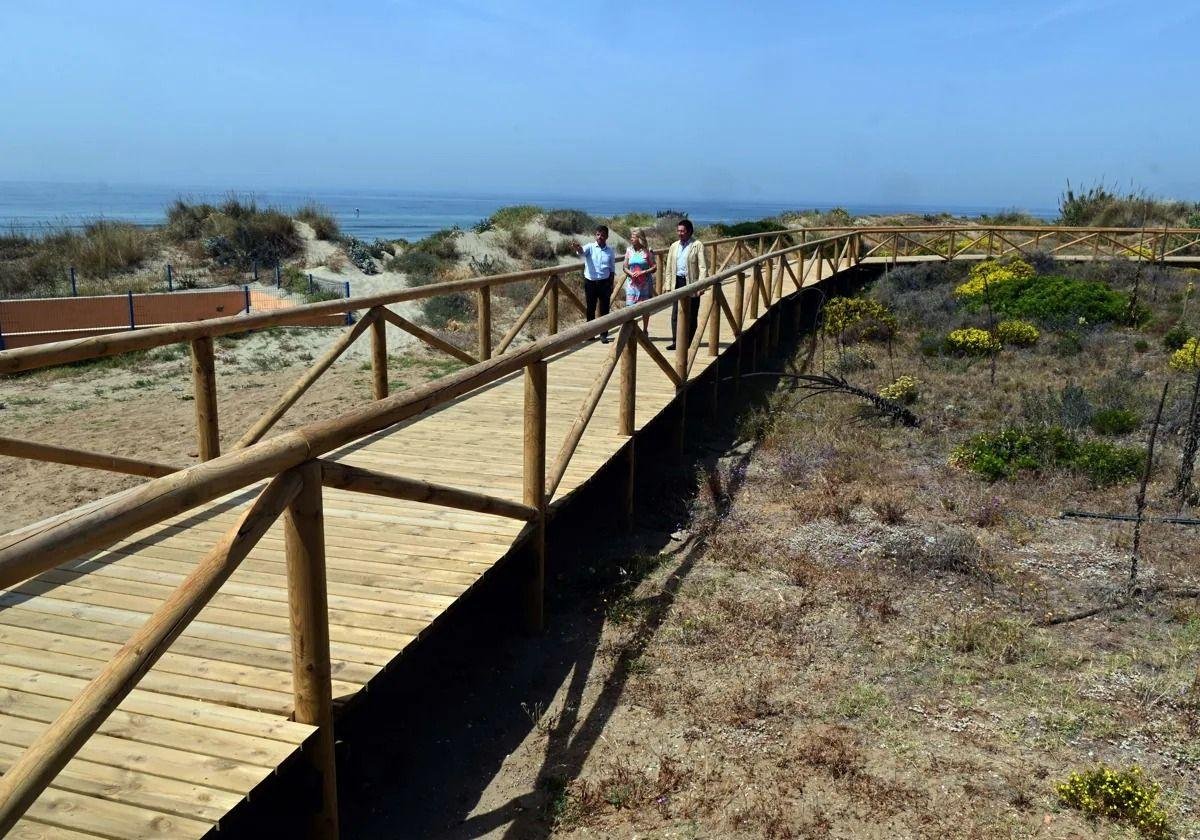 Delicate dune area on the Costa reopens to public after restoration work