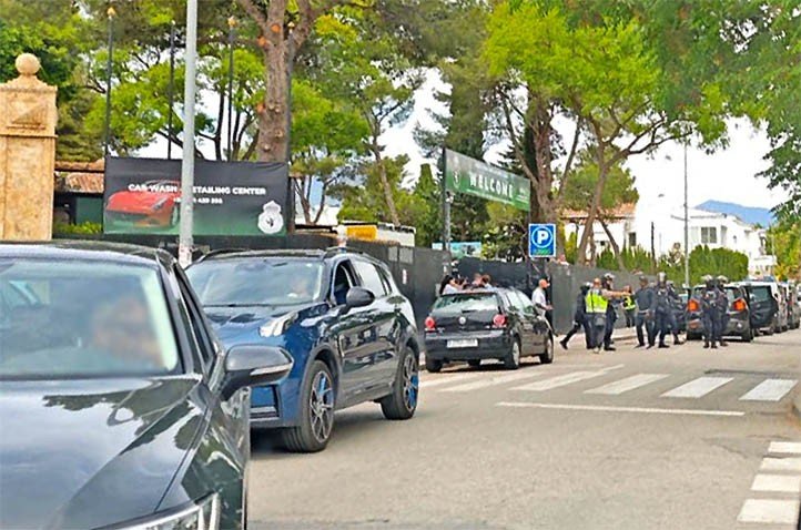 Massive Police Raid at Marbella Padel Club Leads to Multiple Arrests - Find Out More! - mini1 1715290116 - Local Events and Festivities -