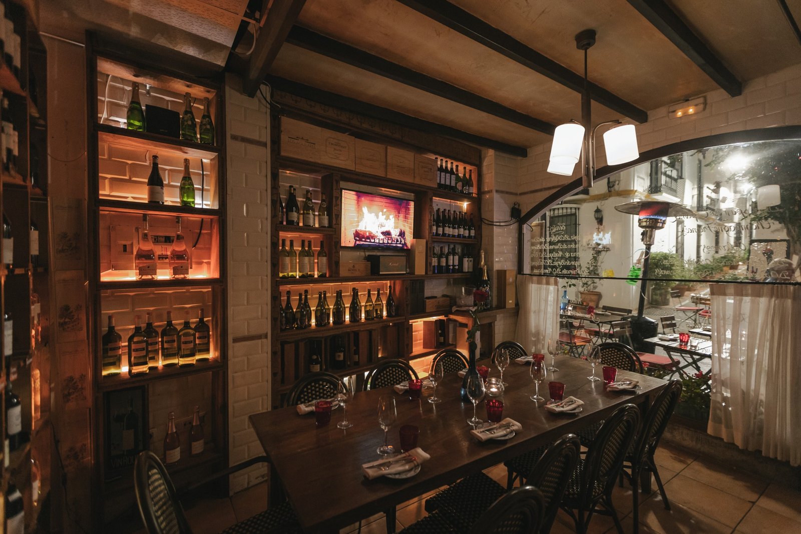 Discover the Top Bars in Marbella's Historical Old Town - xavi0154 scaled 1 - Tourism -