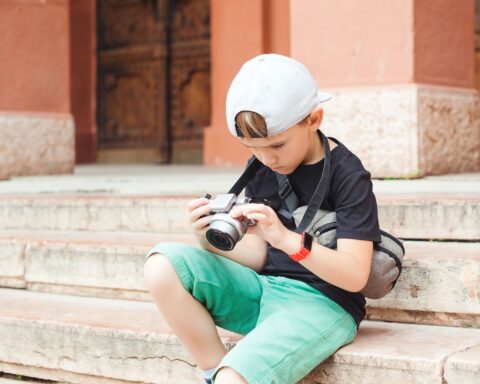 Specsavers Ópticas launches summer photo competition for kids