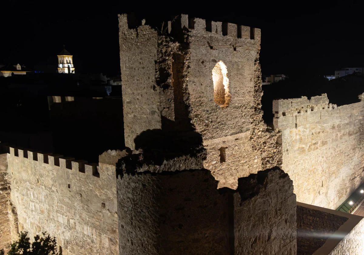 Discover Marbella's Castle Walls Transformed by Dazzling New Lighting System! - castillo marbella U83558707521flp - Tourism -