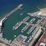 Firefighters rescue injured youth who was trapped amongst the concrete blocks of Marbella breakwater