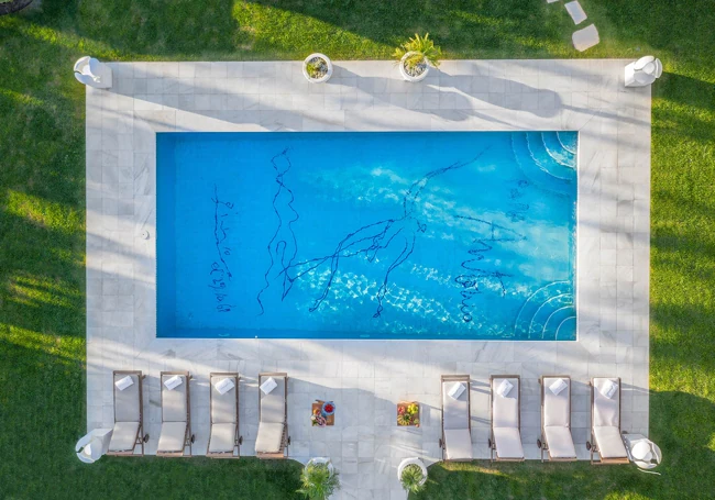 Exclusive Look: Picasso-Signed Pool in Marbella's €30 Million Luxury Mansion on the Coveted Golden Mile! - el20martinete20 20diego20cuevas20 20the20pool u77363875242hku - Property -