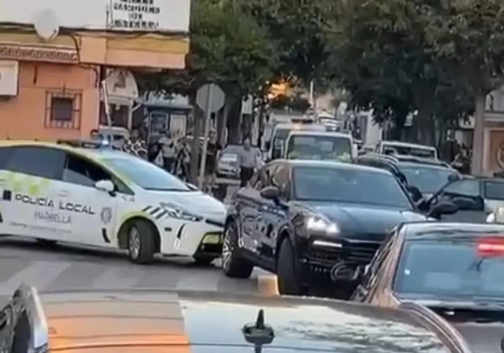 Teenage driver of Porsche arrested after police pursuit on the Costa del Sol