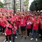 'Pink wave' walk in Marbella unites more than 3,000 people in the fight against breast cancer