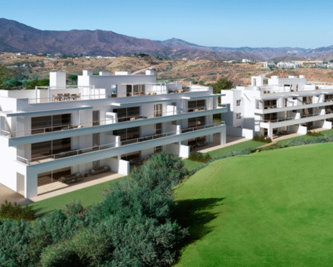 Golf course properties in Marbella exceed price of town centre housing by 20%