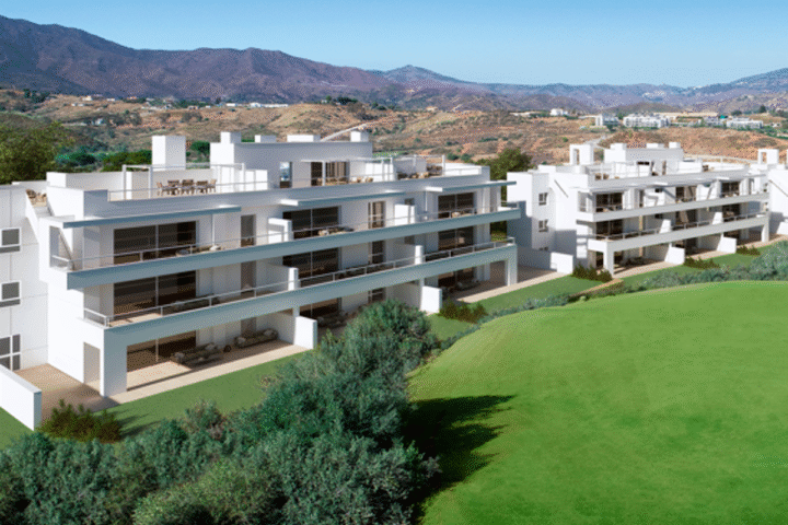 Golf course properties in Marbella exceed price of town centre housing by 20%